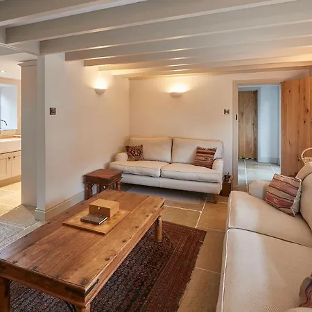 度假居 Host & - The Cobbles