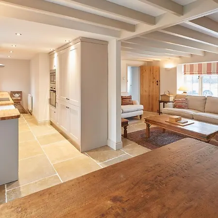 Host & - The Cobbles Holiday home