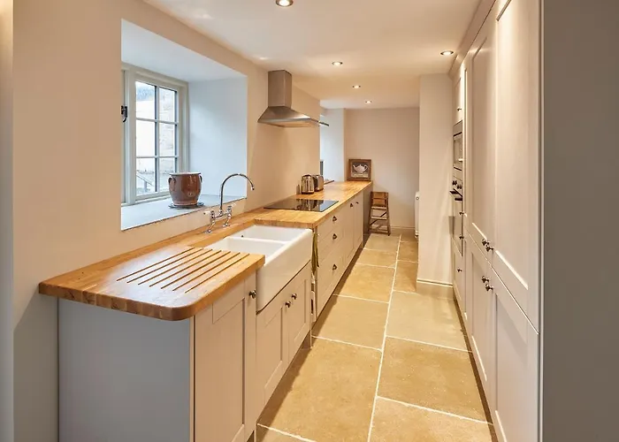 Host & - The Cobbles Holiday home *