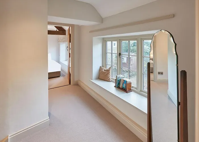 Host & - The Cobbles Holiday home *